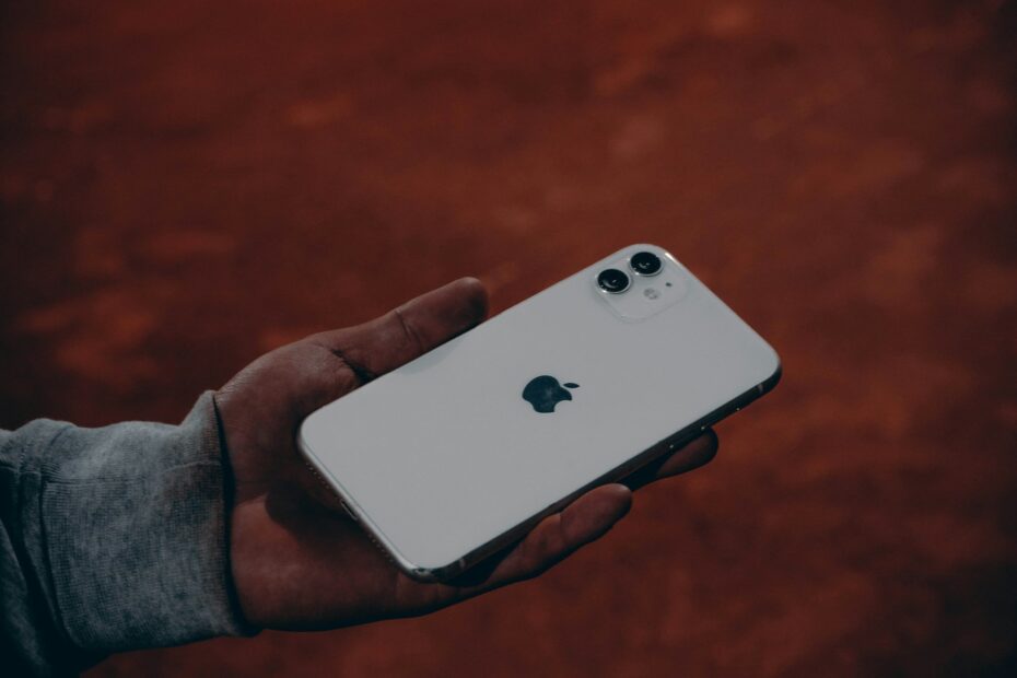 Unlock the Hidden Power of iCloud Drive: 10 Pro Tips Apple Doesn't Tell You cover
